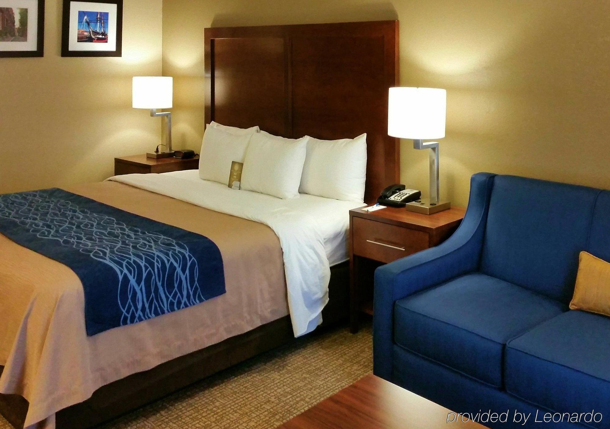Comfort Inn Randolph-Boston Exteriér fotografie